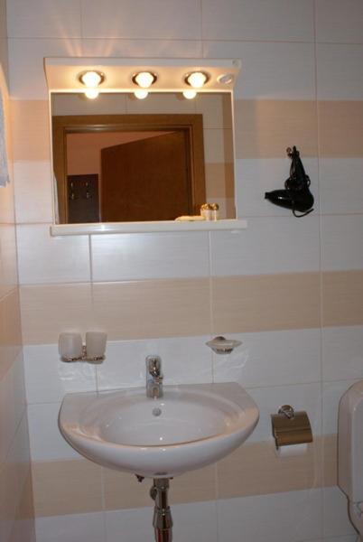 Nelly Apart Kiew Exterior foto